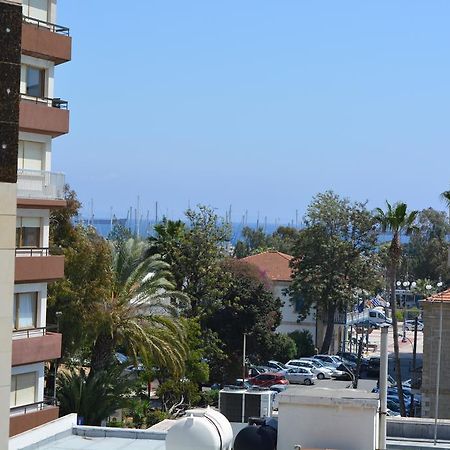 P L Panagiotis Apartment Larnaka Exterior foto