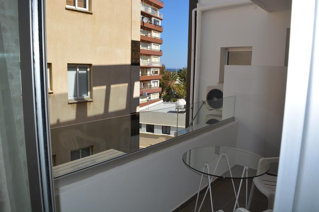 P L Panagiotis Apartment Larnaka Exterior foto